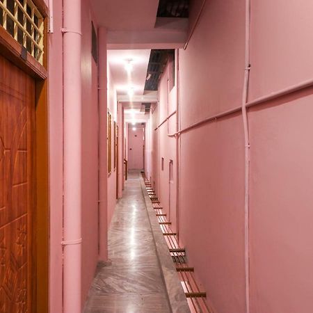 Отель Oyo 46737 Sri Annamalai Residency Тируваннамалай Экстерьер фото